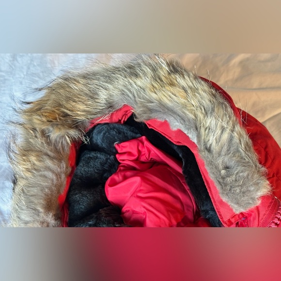 Canada Goose Red Women’s Jacket - Picture 4 of 5